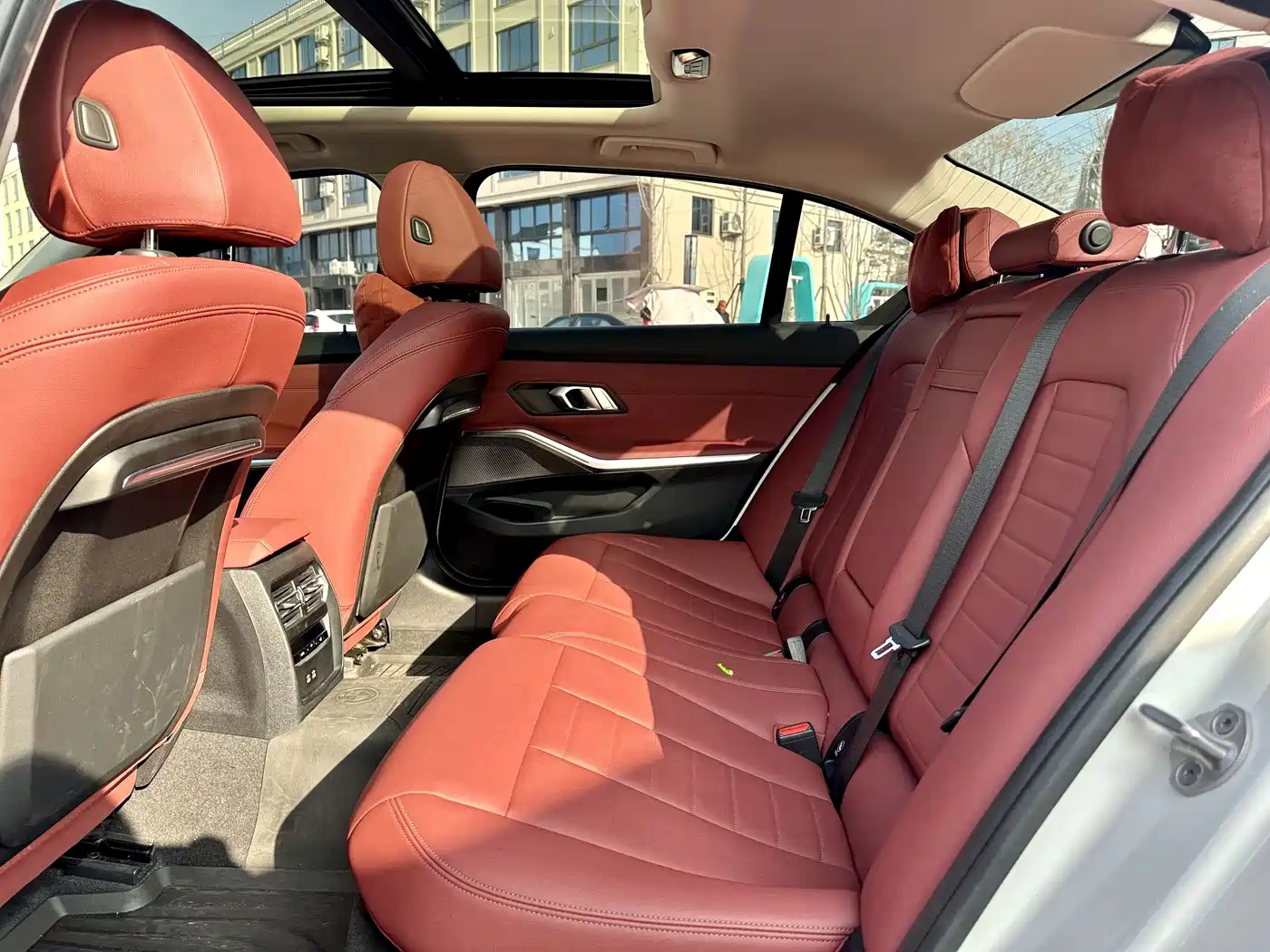 BMW 3 Series 2021 325Li M Sport Package фото 7