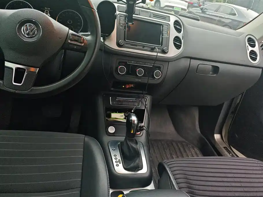 Volkswagen Tiguan 2016 280TSI Automatic 2WD Silk Road Fashion Edition фото 15