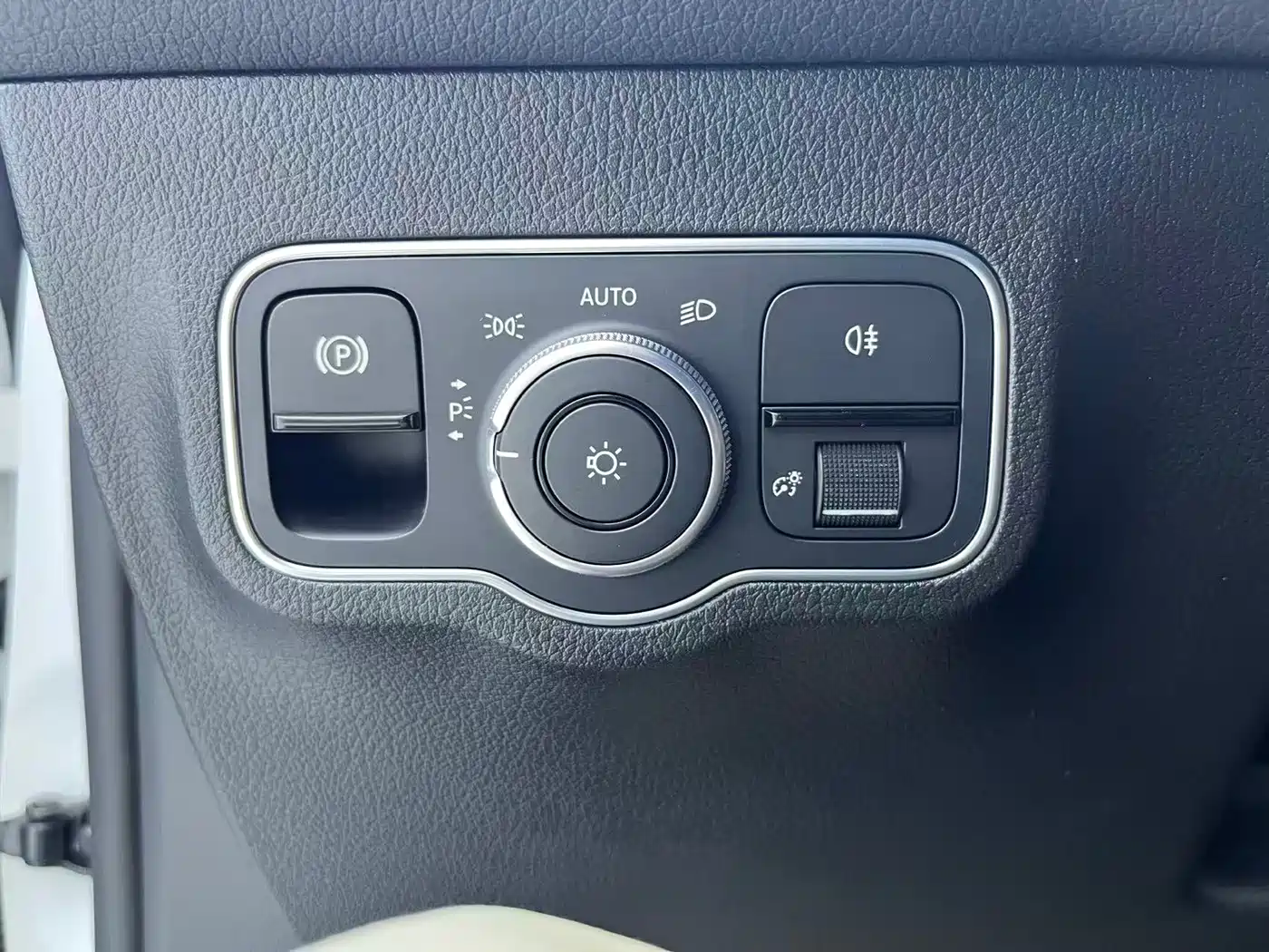 Фото 15 - Mercedes-Benz GLB
