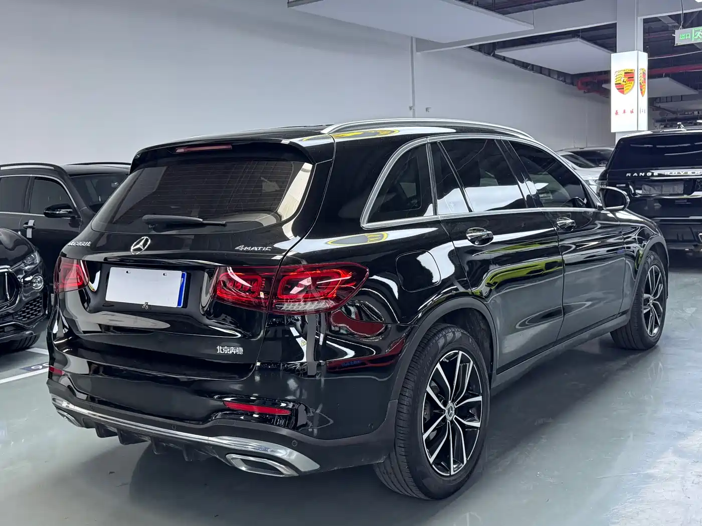 Mercedes-Benz GLC 2022 Model GLC 260 L 4MATIC Luxury Edition фото 16
