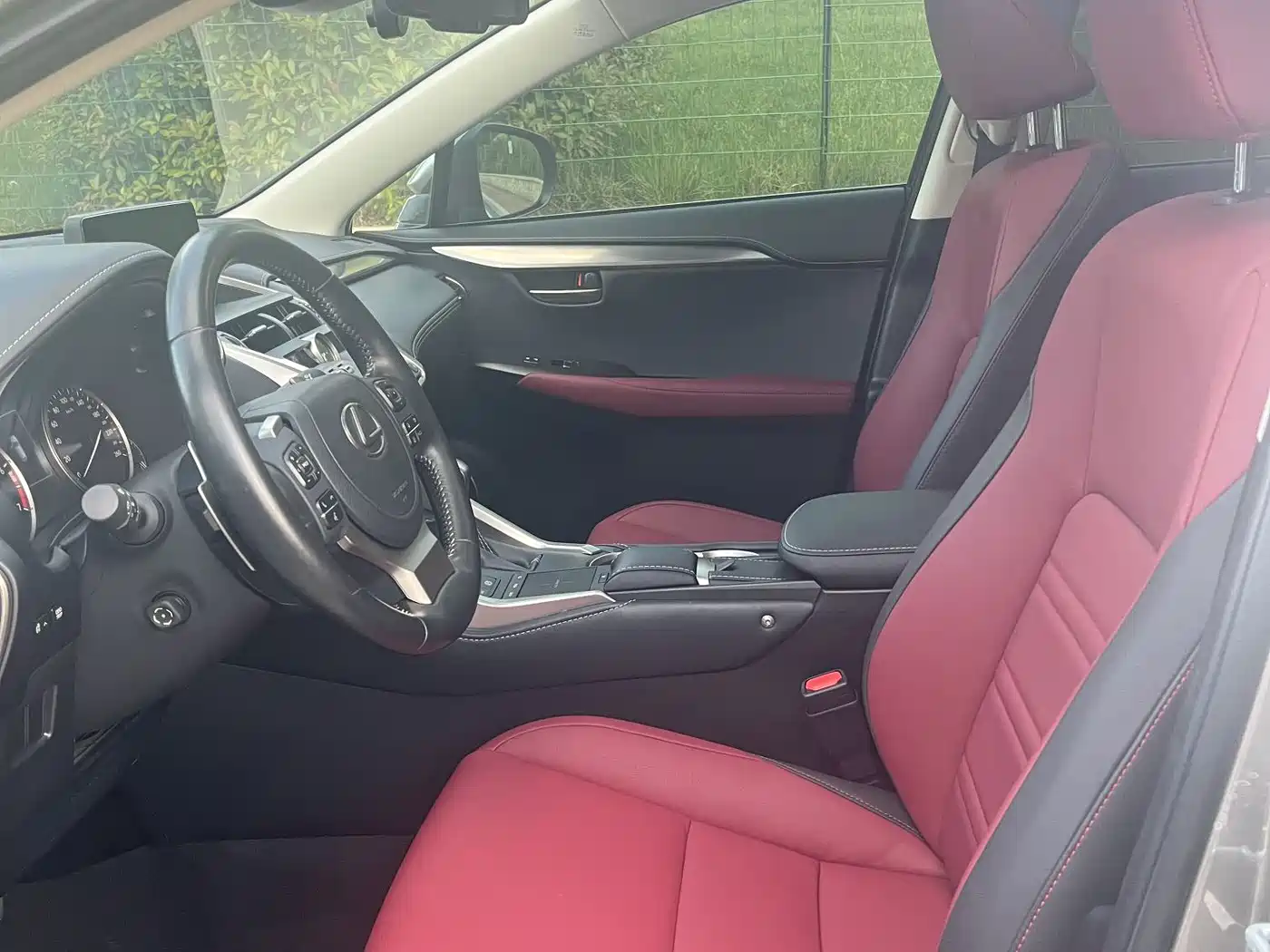 Lexus NX 2020 200 AWD F Sport China VI фото 6