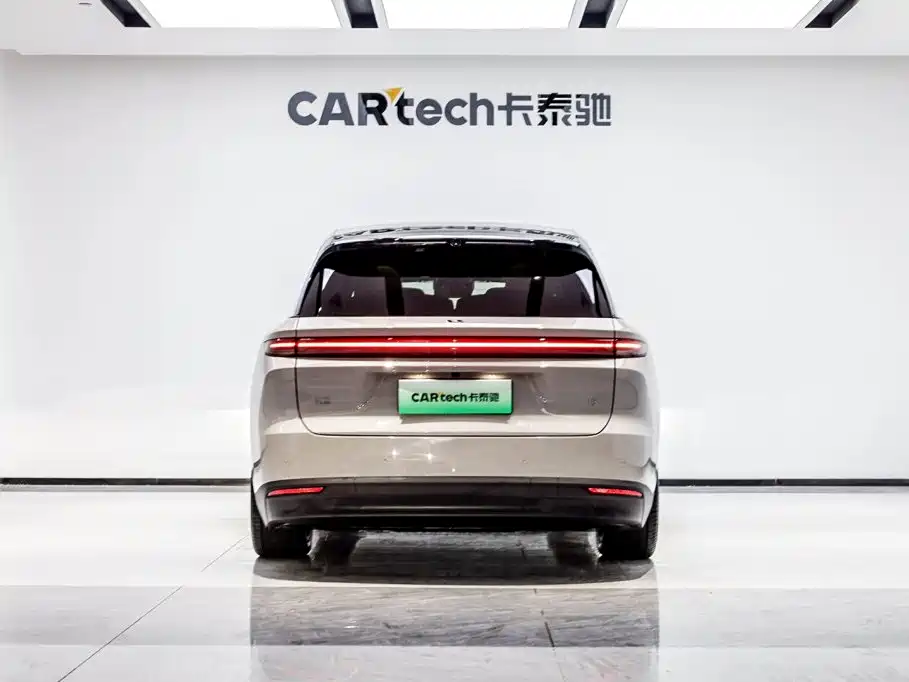 Li Auto Li i8 2025 2025 Standard Edition