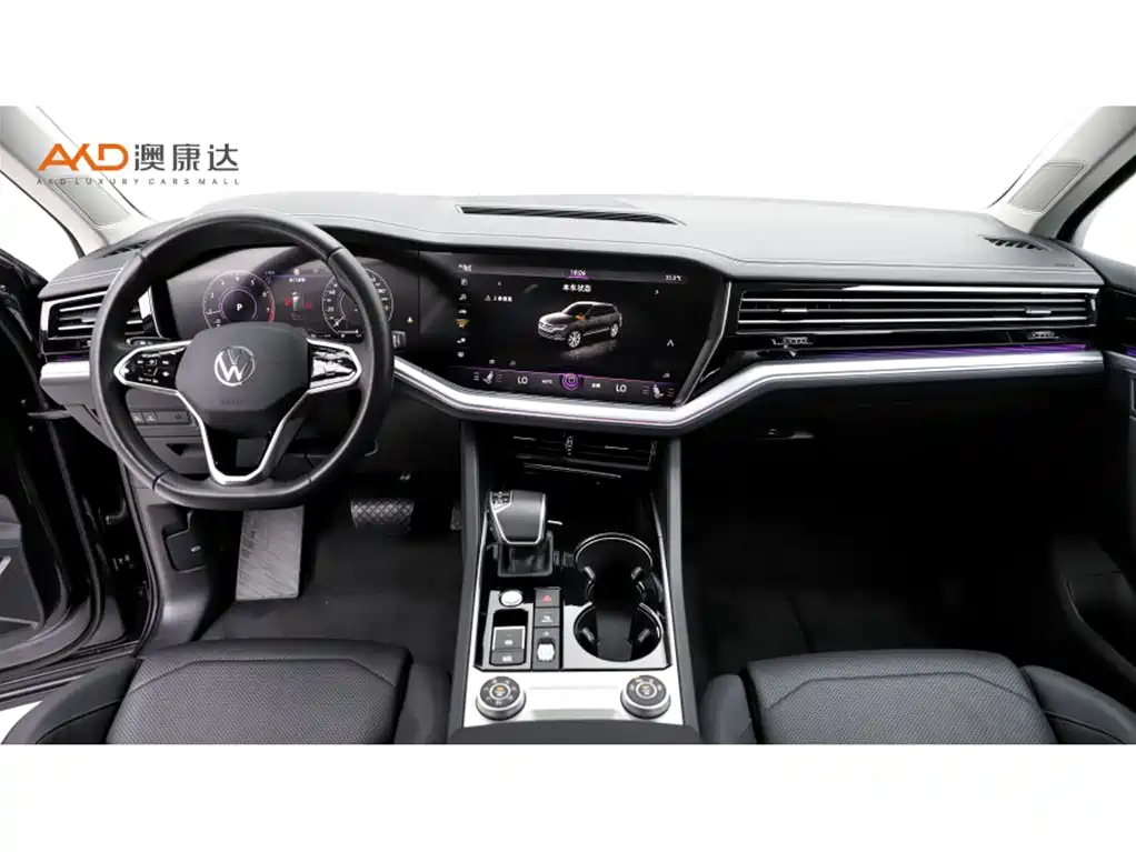 VOLKSWAGEN TOUAREG