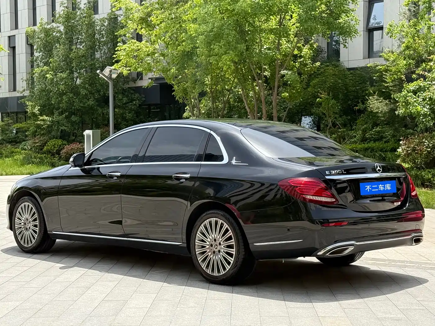 Mercedes-Benz E-Class 2019 Facelift E 300 L Fashion фото 33