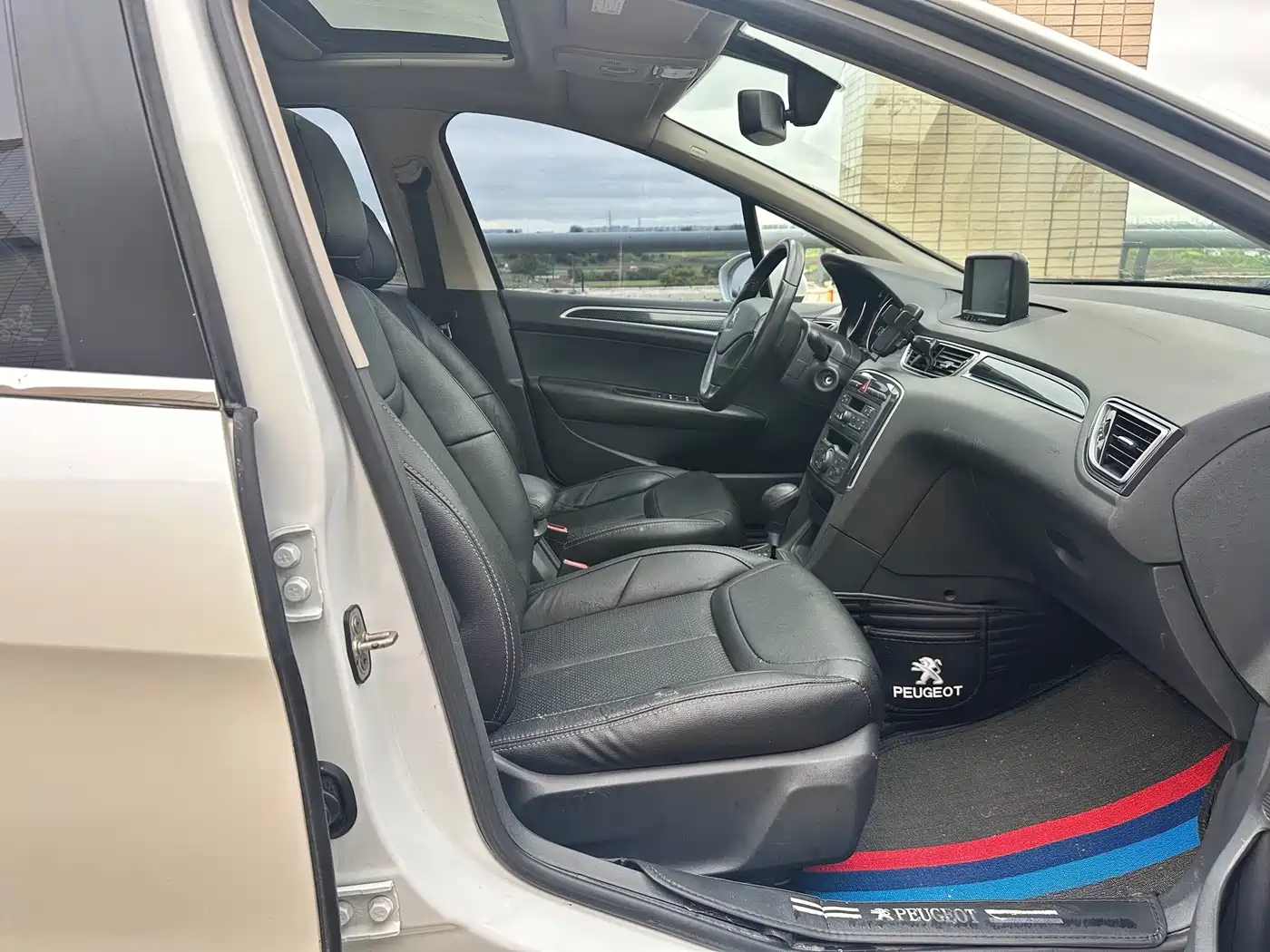 Peugeot 308 2014 2014 Model Joy Edition Classic 1.6L Automatic Trend Style