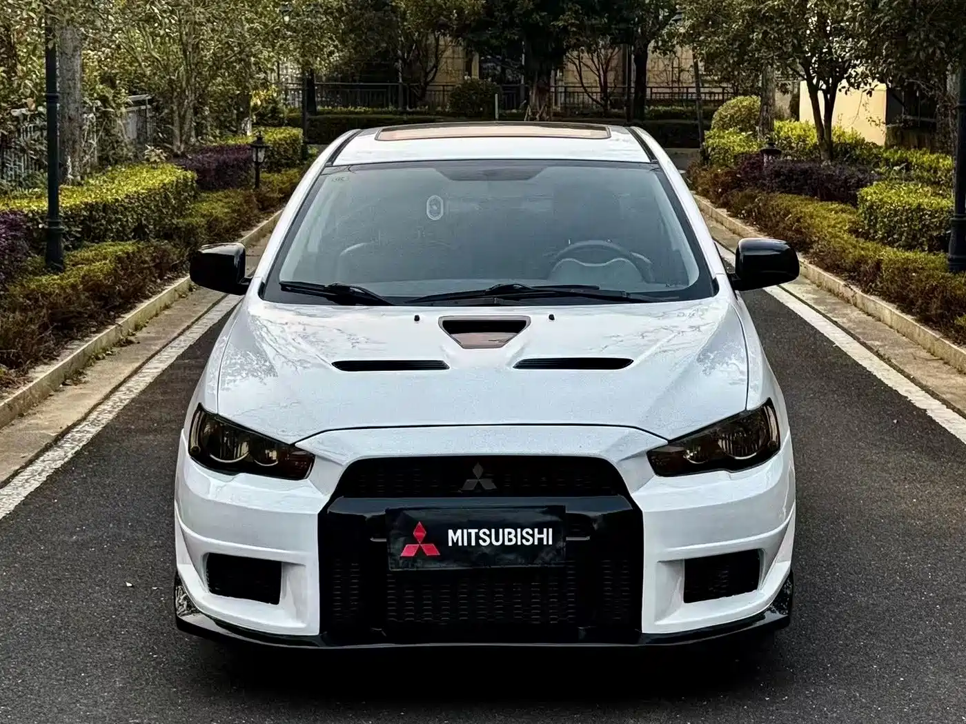 Mitsubishi Lancer EX 2013 ZhiShang Edition 1.8L CVT Luxury фото 2