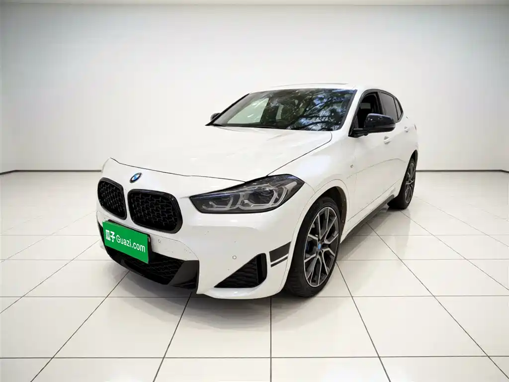 BMW X2 2021 xDrive25i Shadow Night Edition