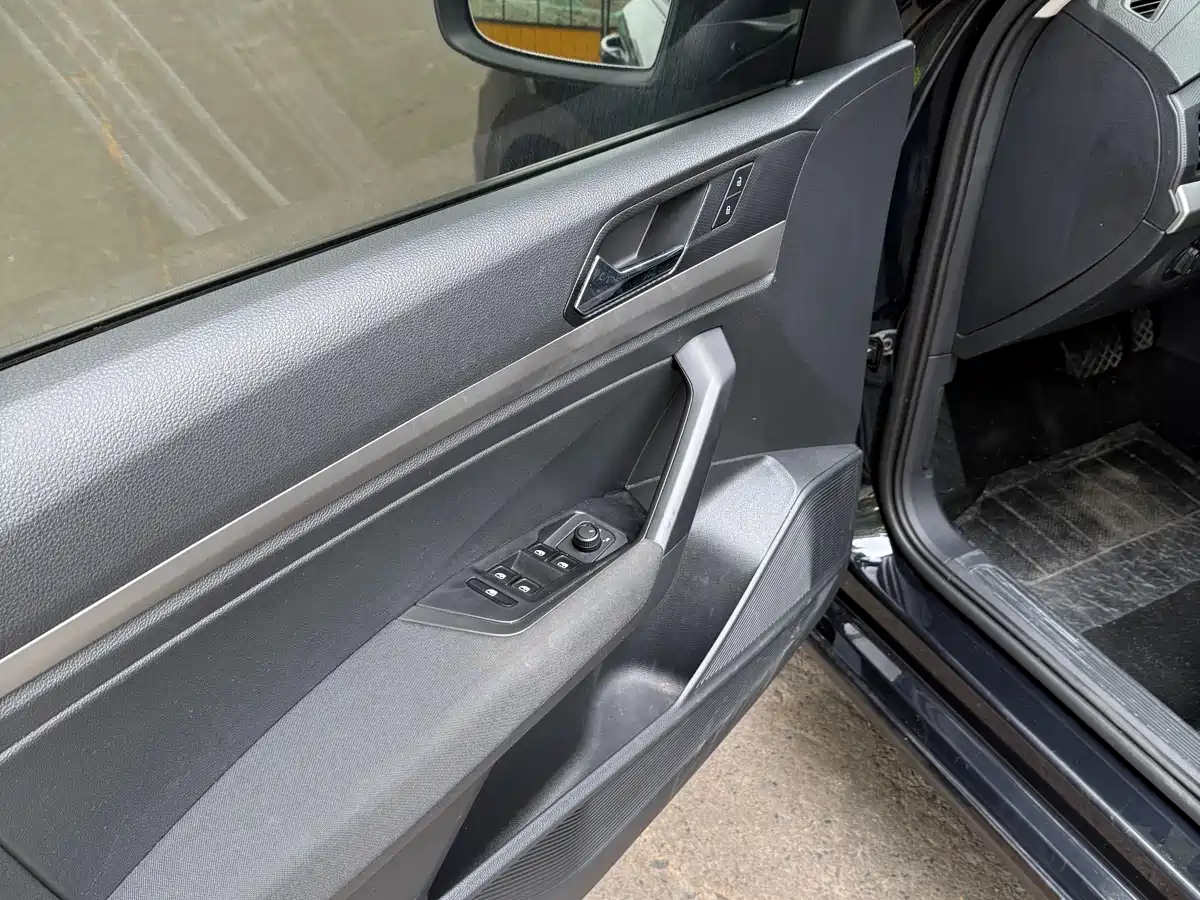 Volkswagen Lavida 2022 1.5L Auto Trend Edition фото 5