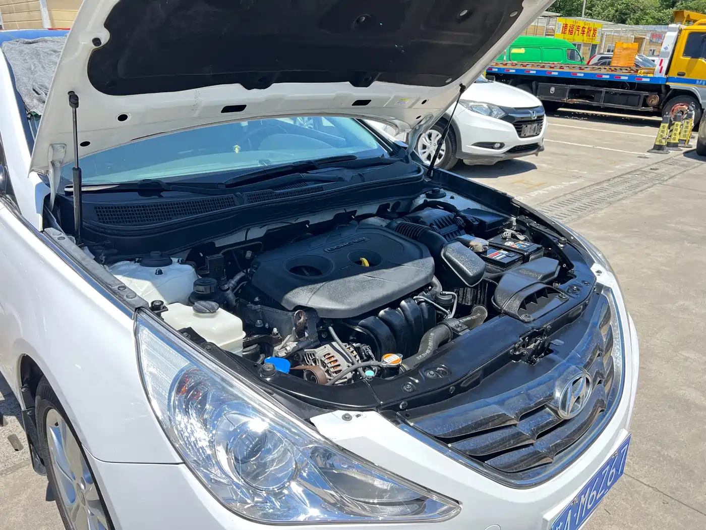 Hyundai Sonata 2013 2.0L Automatic Supreme Edition фото 26