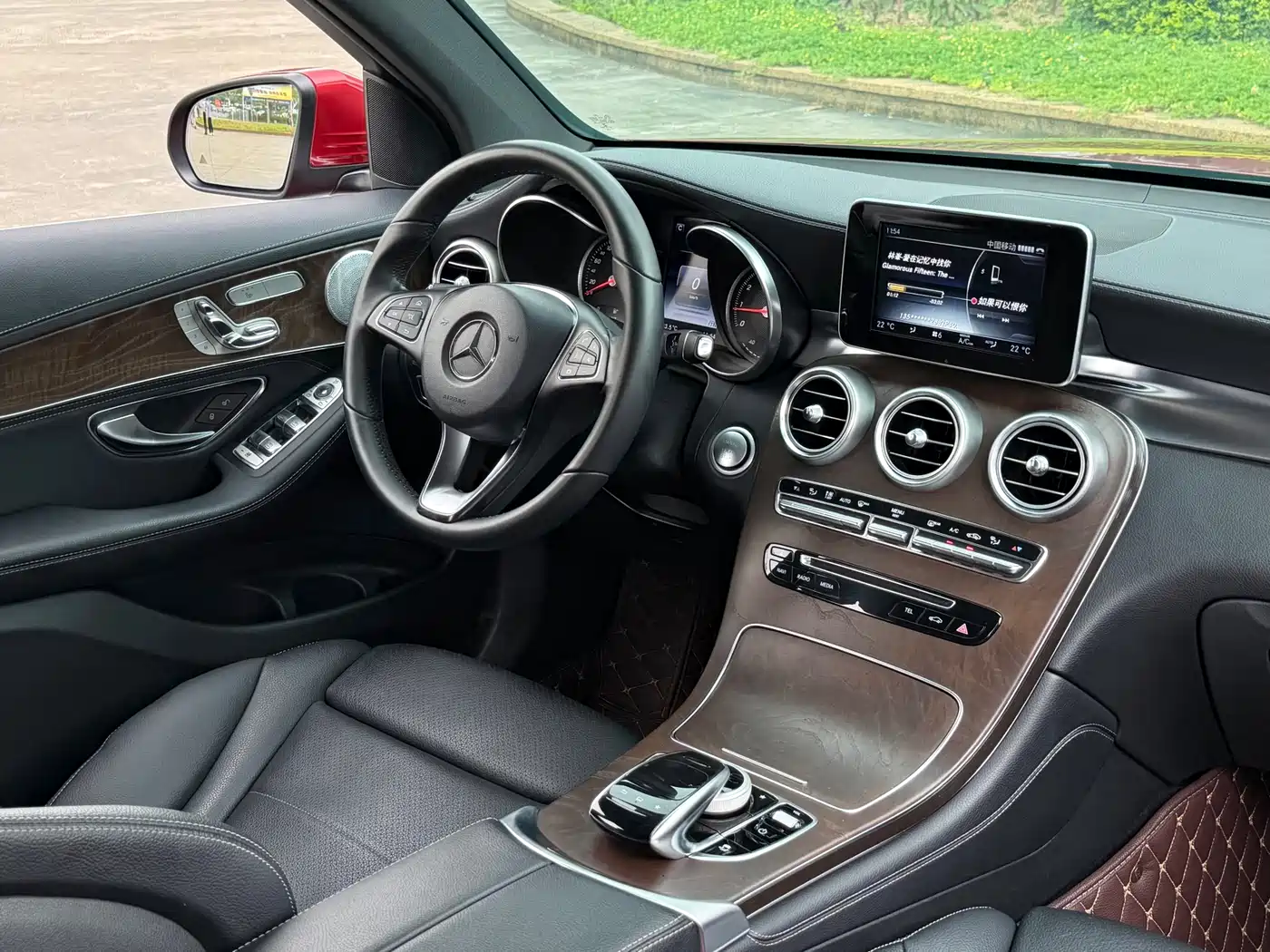 Mercedes-Benz GLC 2016 GLC 300 4MATIC Dynamic фото 9