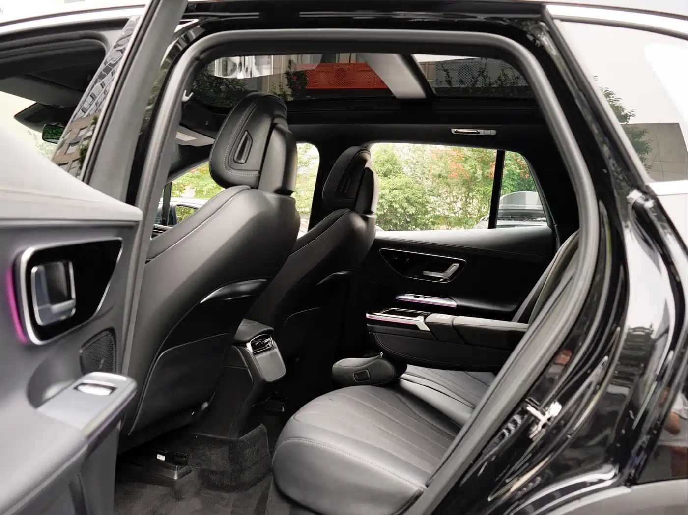 Mercedes-Benz EQE SUV 2023 350 4MATIC Luxury Edition фото 12