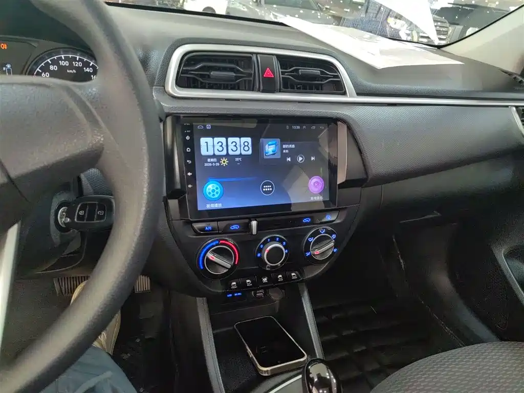 Hyundai Verna 2017 1.4L Auto Jump Edition (China V) фото 9