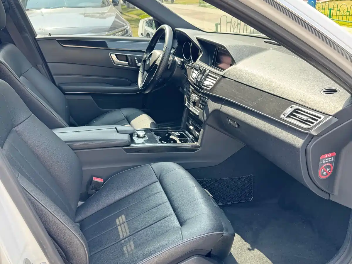 Mercedes-Benz E-Class 2015 E 260 L Sport фото 10