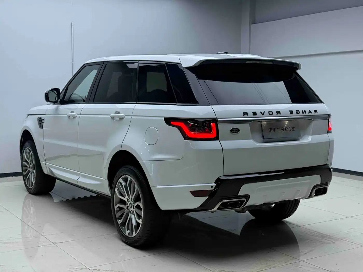 Land Rover Range Rover Sport 2015 3.0 SC V6 HSE фото 15