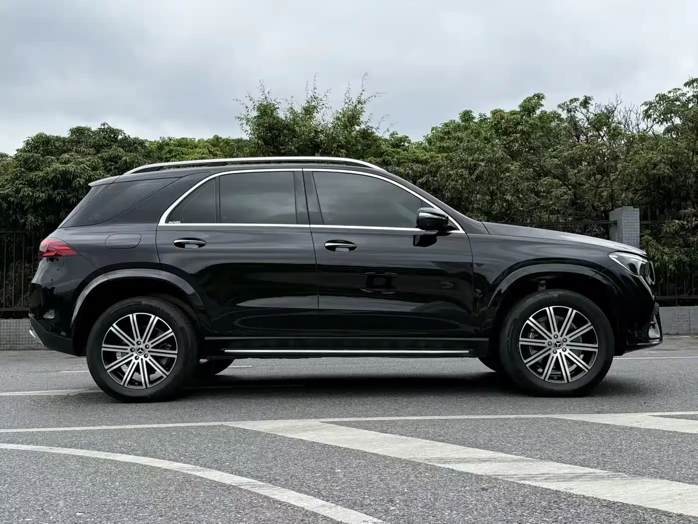 Mercedes-Benz GLE 2024 Facelift GLE 350 4MATIC Fashion фото 5