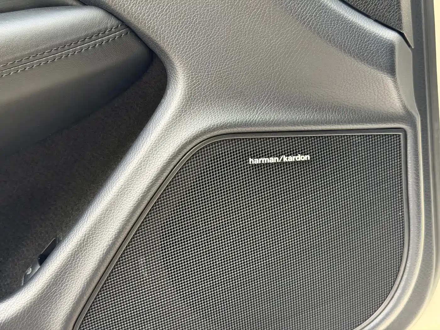 Mercedes-Benz C-Class AMG 2012 AMG C 63 Coupe Dynamic фото 13