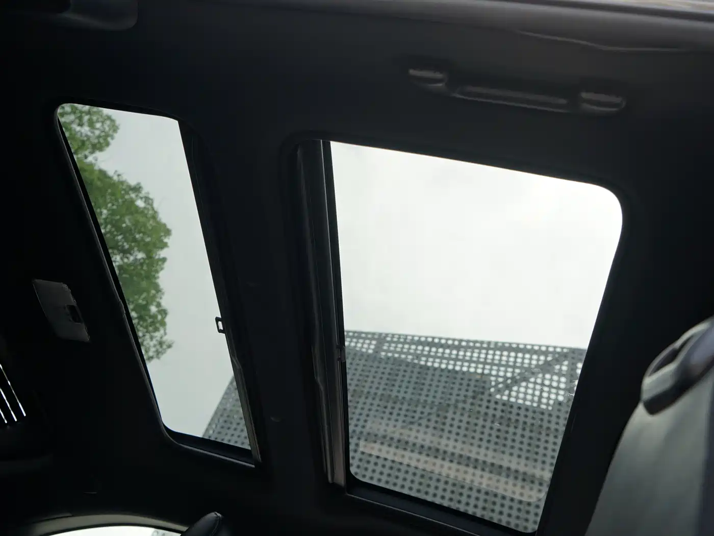 Toyota Zelos 2011 2.5L Standard Edition фото 20