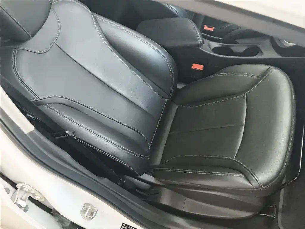 Buick Excelle 2019 18T Auto Connected Elite China VI фото 20