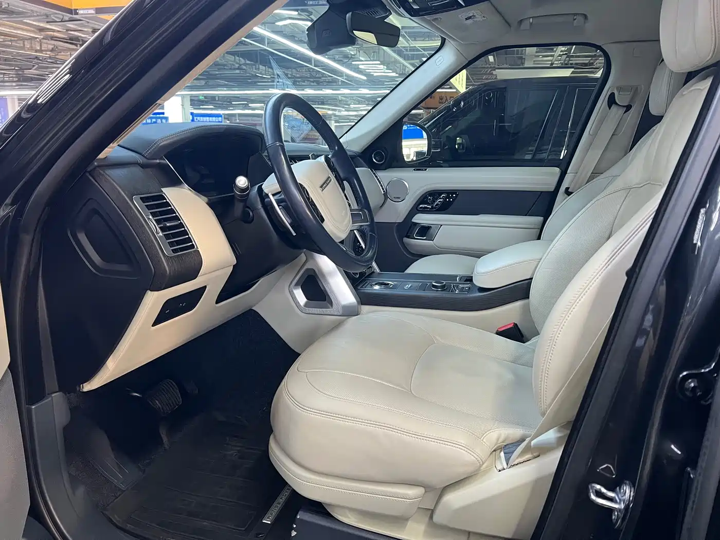 Фото 3 - Land Rover Range Rover