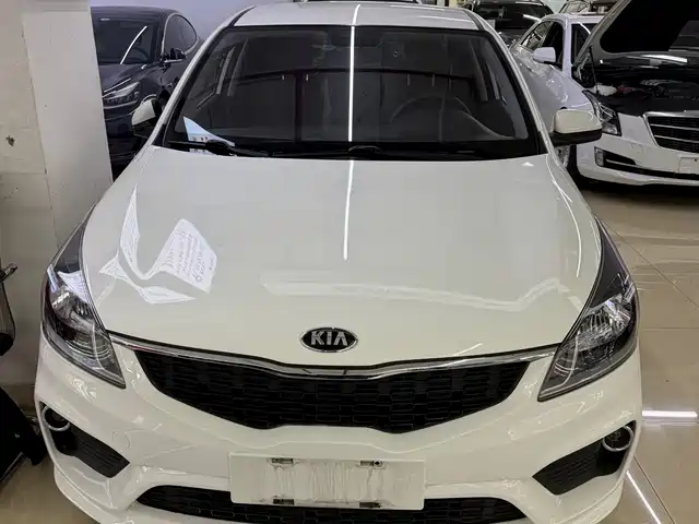 KIA K2