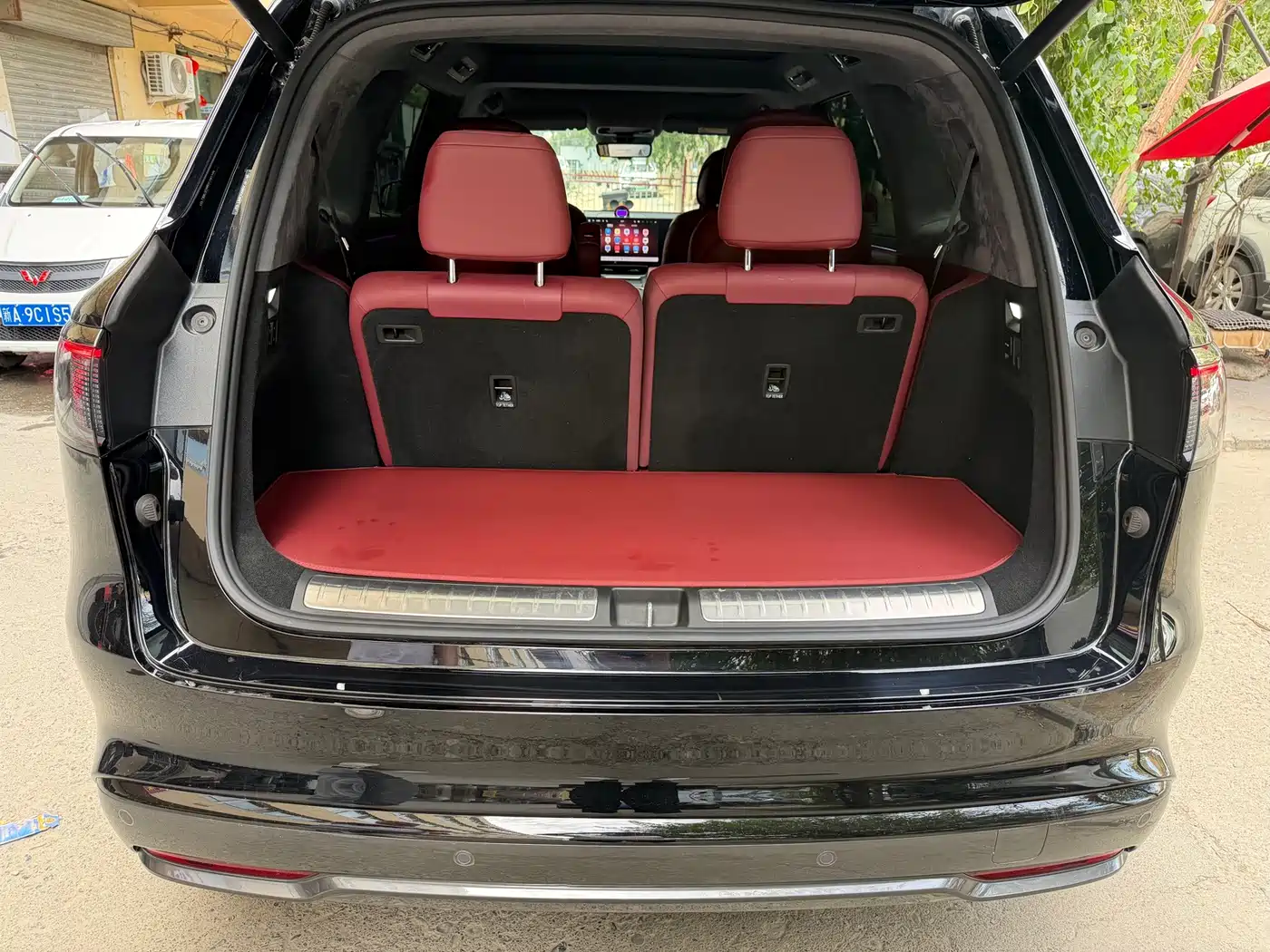 Aito AITO M8 2025 2025 Model Extended Range Max+ Edition 53.4kWh 6-Seater