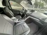 Photo 14 - Ford Kuga