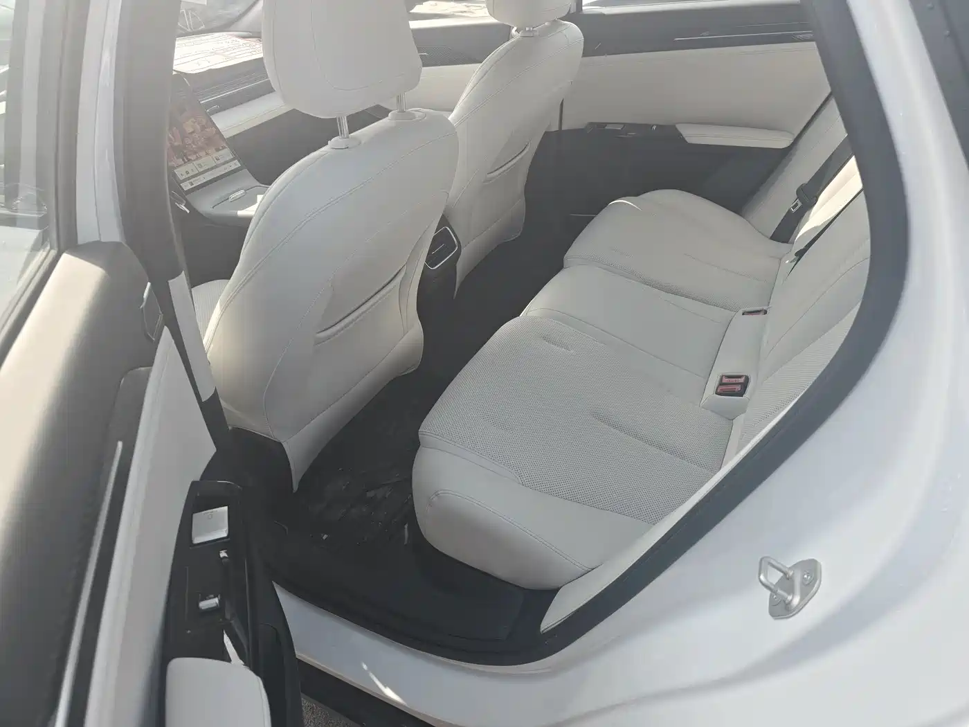 GEELY GALAXY GALAXY L6