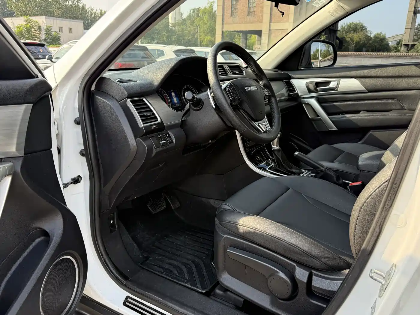 Haval H2 2016 2017 Red Label 1.5T Automatic 2WD Elite