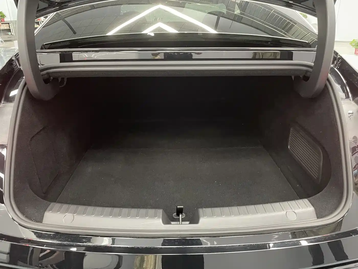 GEELY GALAXY GALAXY SPARKLE 8