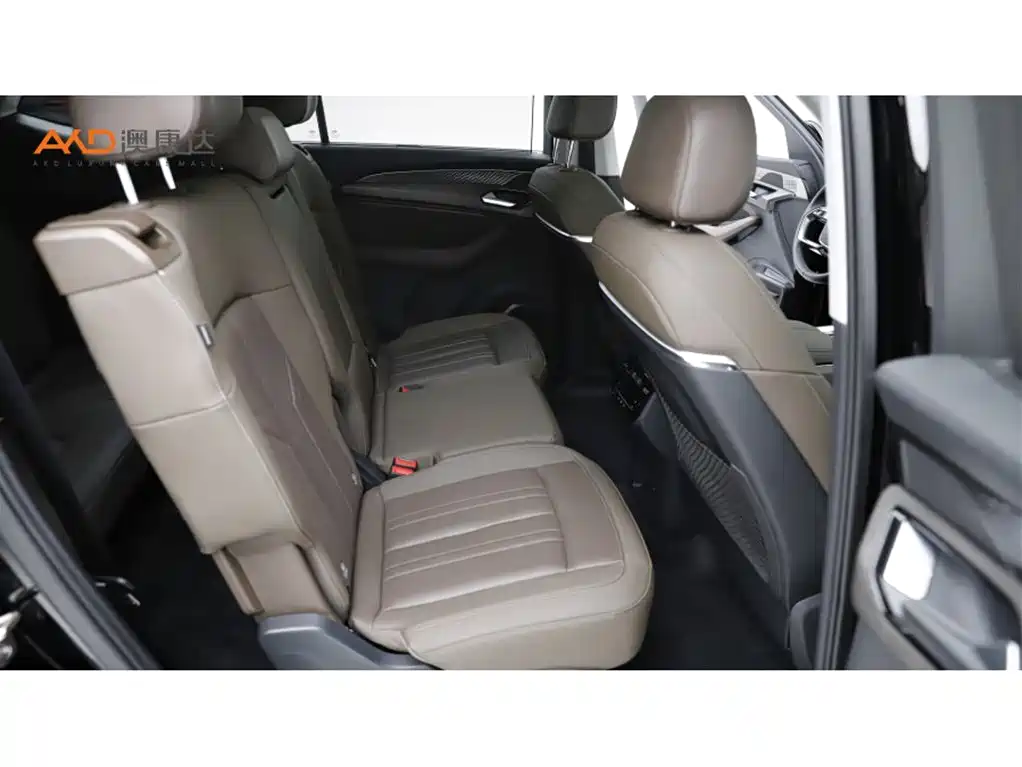 Audi Q6 2024 45 TFSI quattro Qi Yun Yu Lin Package 7-seater фото 8