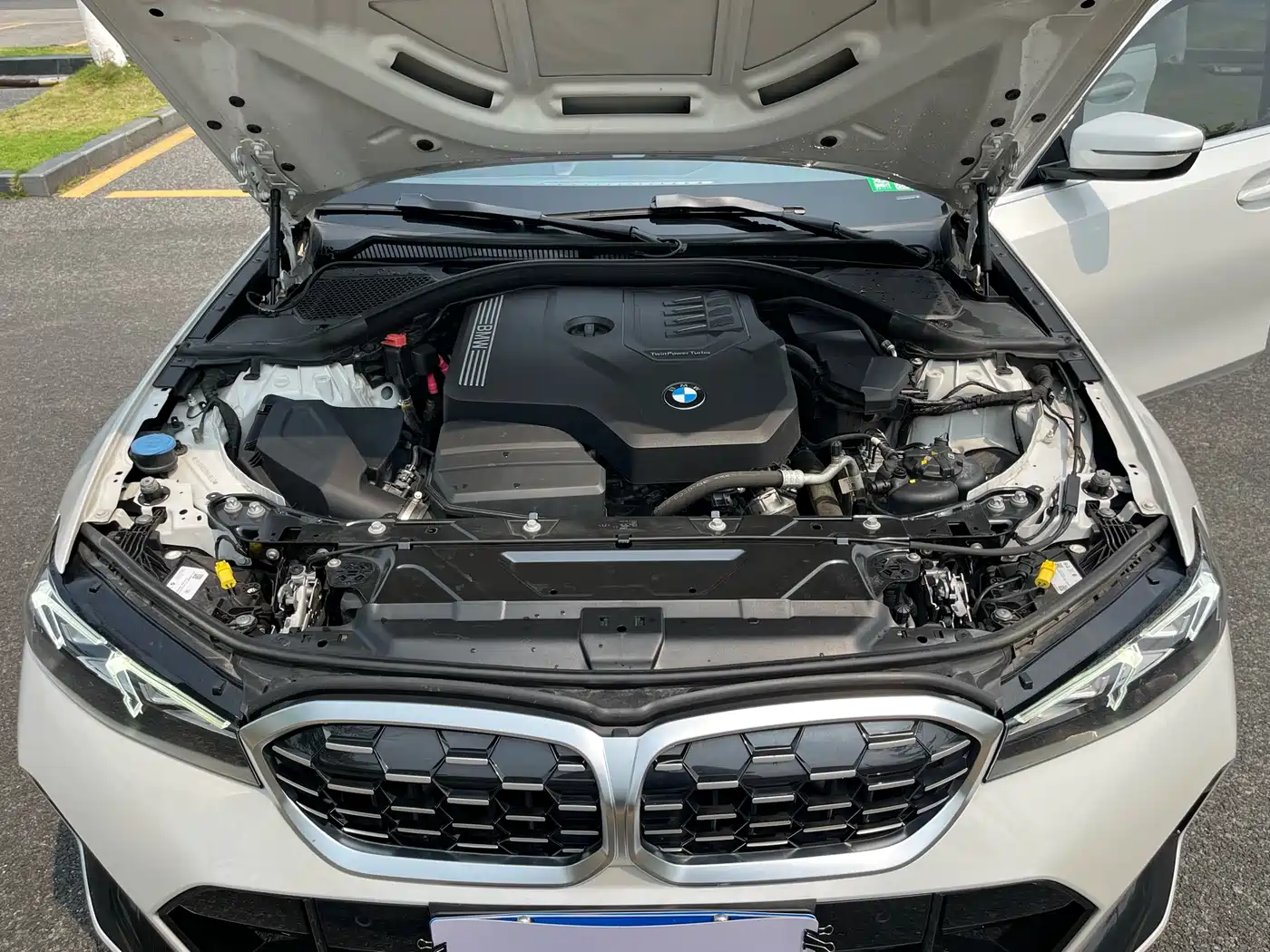 BMW 3 Series 2023 325Li M Sport Package фото 26
