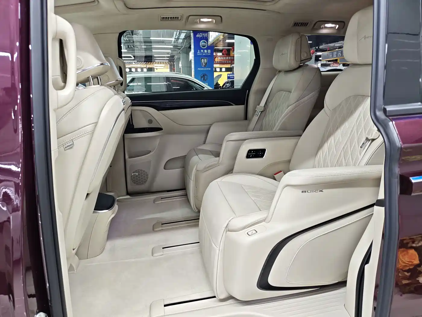 Фото 6 - Buick GL8