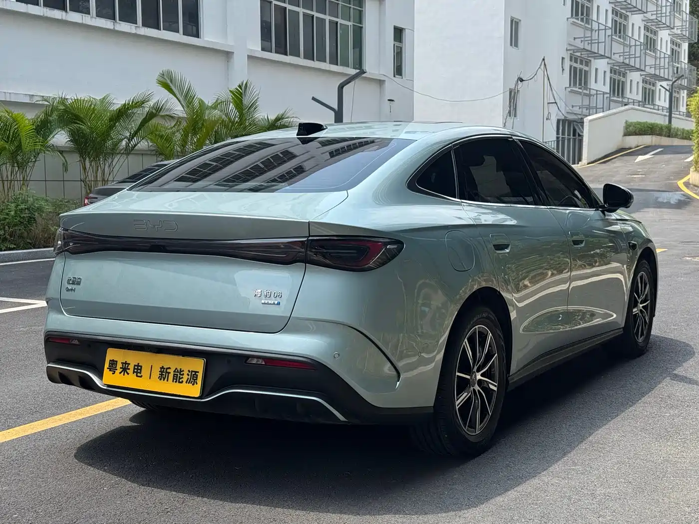 BYD SEAL 06 NEW ENERGY
