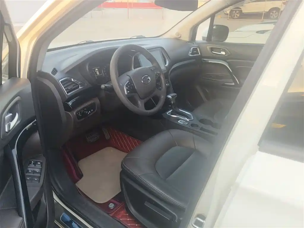 GAC Trumpchi Trumpchi GS4 2017 235T Automatic 2WD Elite фото 13