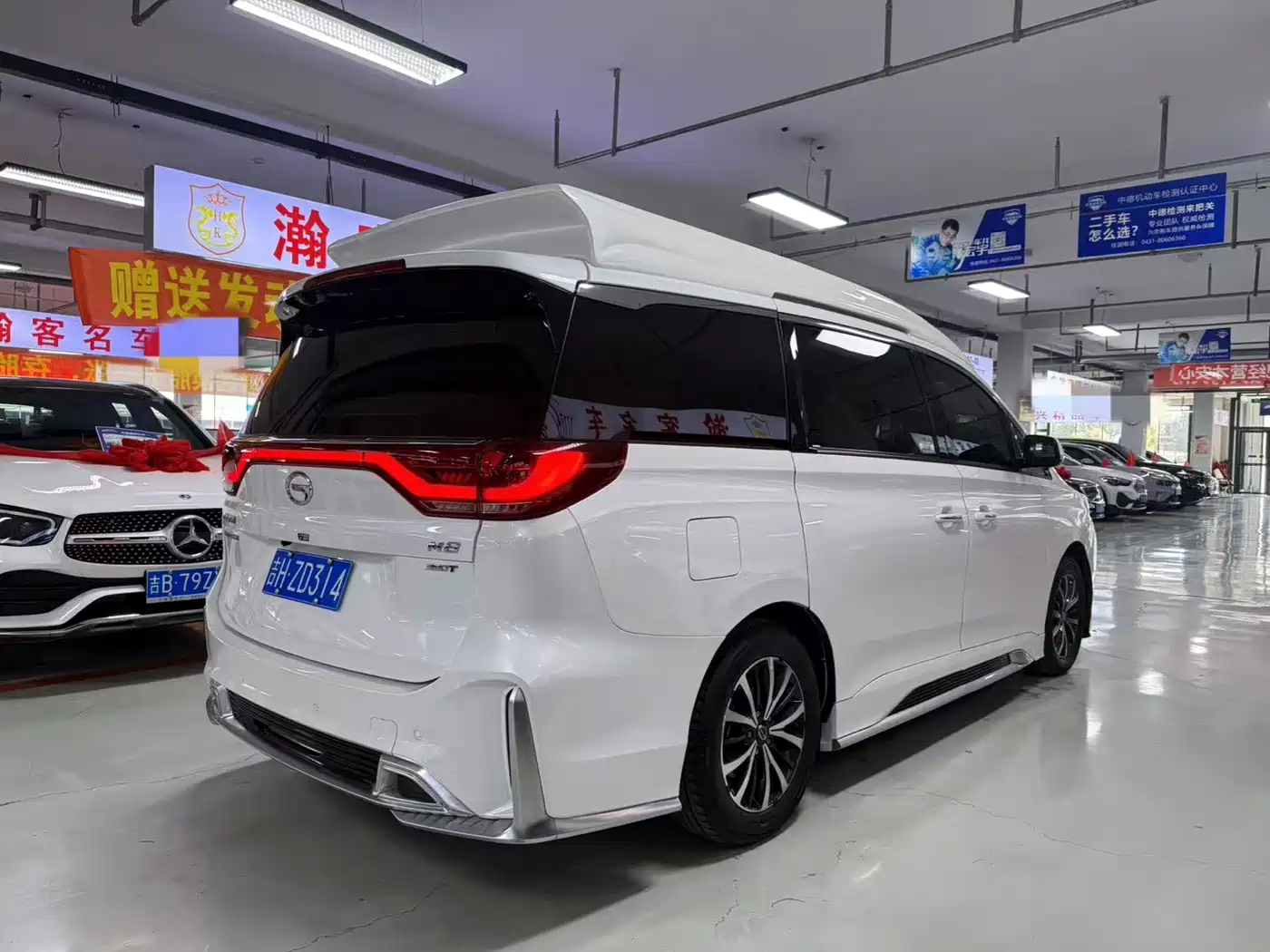 GAC Trumpchi Trumpchi M8 2023 Leading Series 390T Luxury Edition фото 4