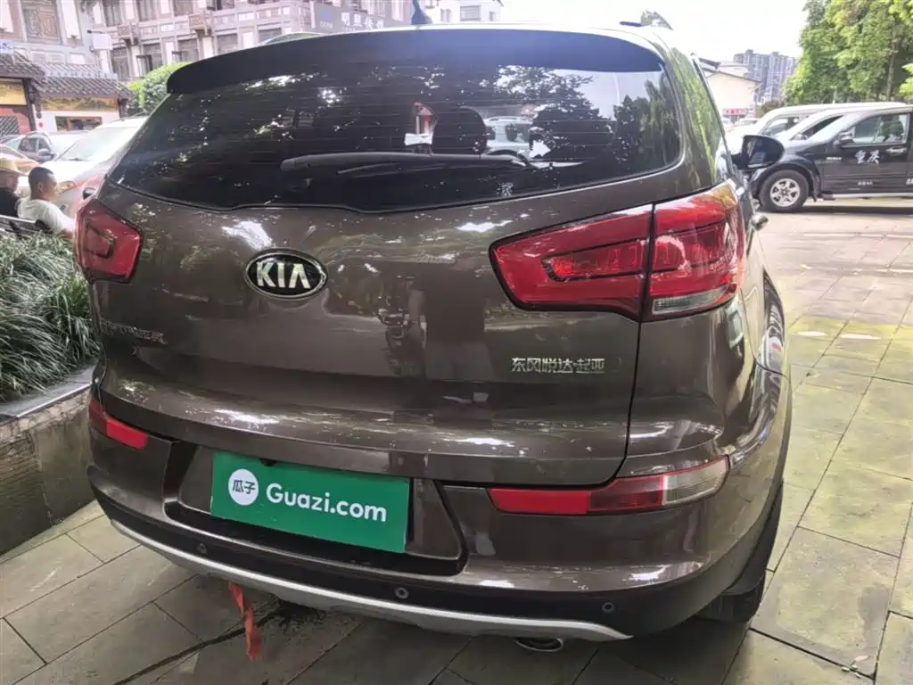 Kia Sportage 2015 2.0L Automatic 2WD GL фото 7