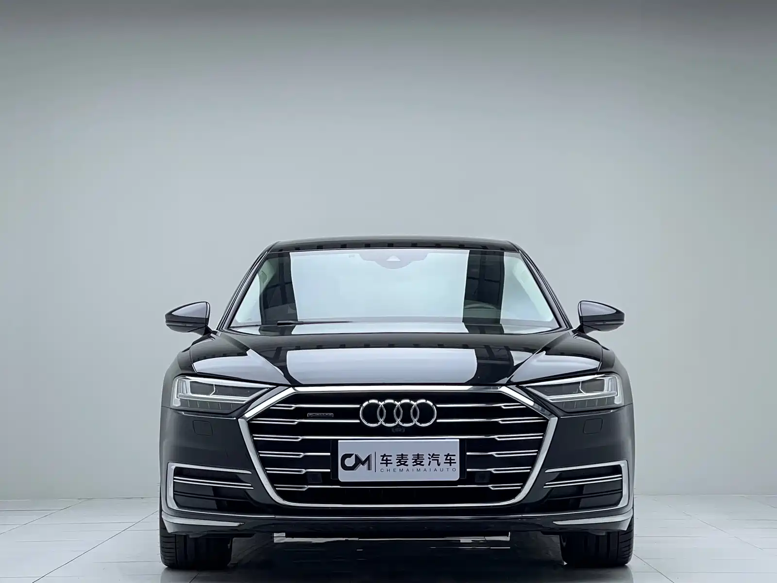 صورة 2 - Audi A8
