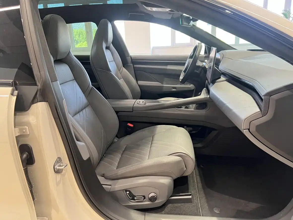 ZEEKR EXTREME KRYPTON 001