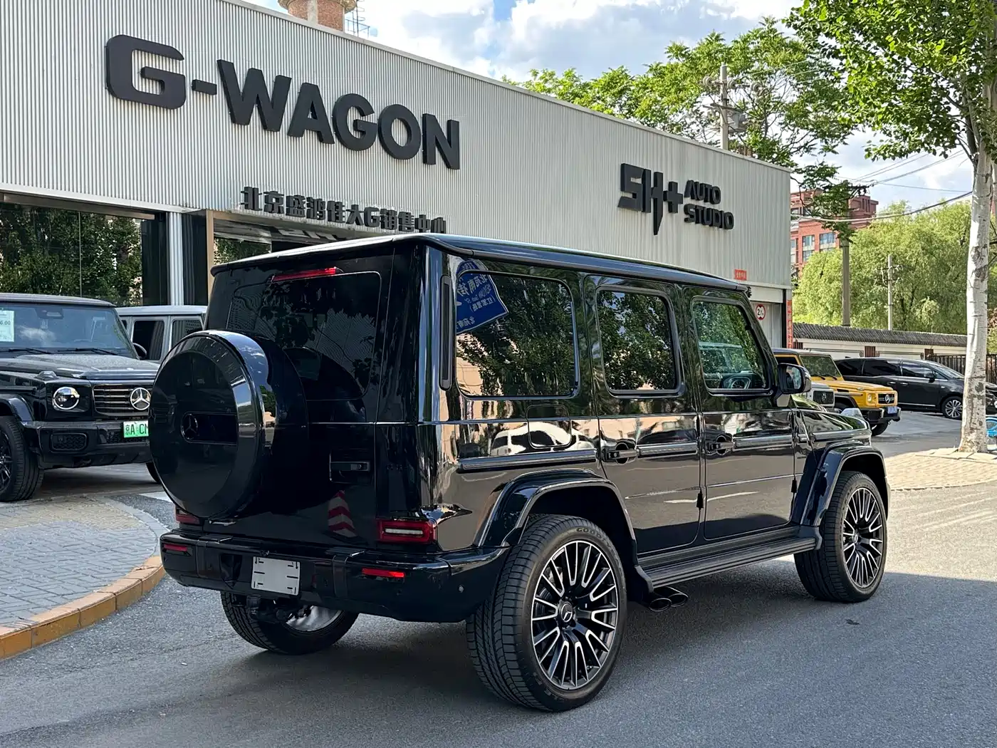 Mercedes-Benz G-Class AMG 2025 AMG G 63 фото 3