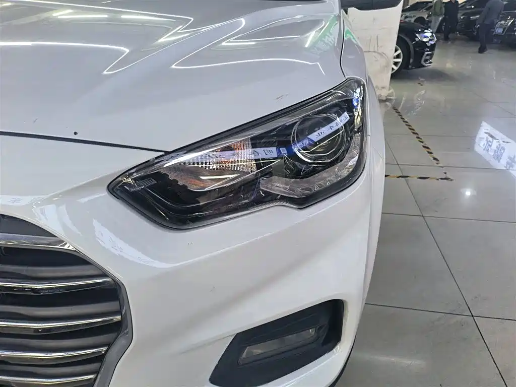 Hyundai Beijing Hyundai ix35 2019 2.0L Automatic 2WD Zhiyong·Enjoy China V фото 18