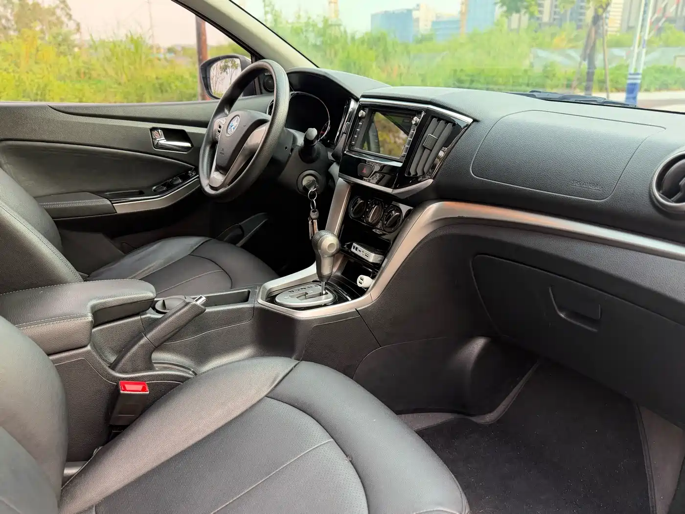 Venucia T70 2017 2016 2.0L CVT Rui Xing Edition