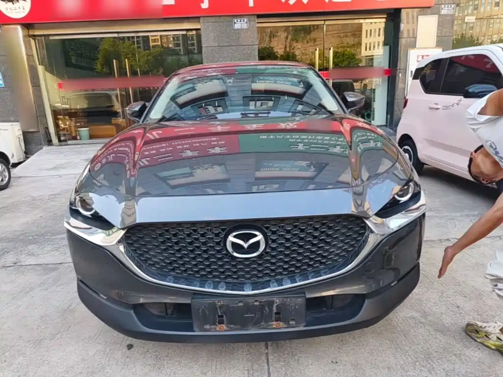 Фото 3 - Mazda CX-30