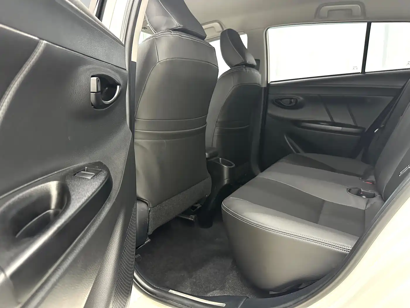 Toyota YARiS L Zhi Xuan 2021 Zhi Xuan X 1.5L CVT Luxury Edition фото 9