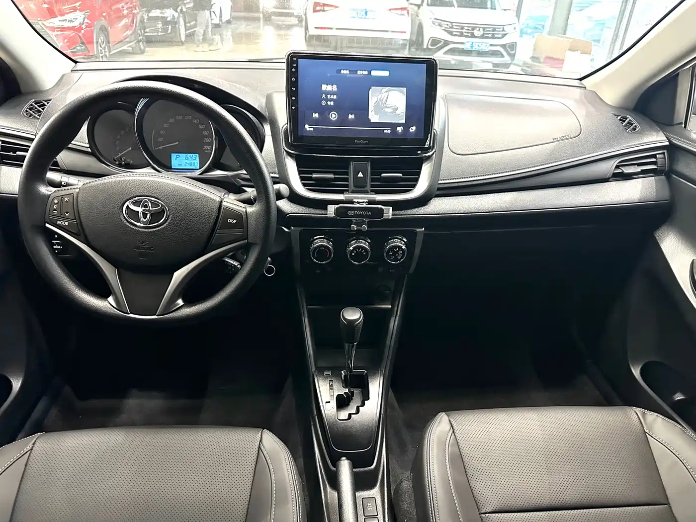 Toyota YARiS L Zhi Xuan 2021 Zhi Xuan X 1.5L CVT Luxury Edition фото 7