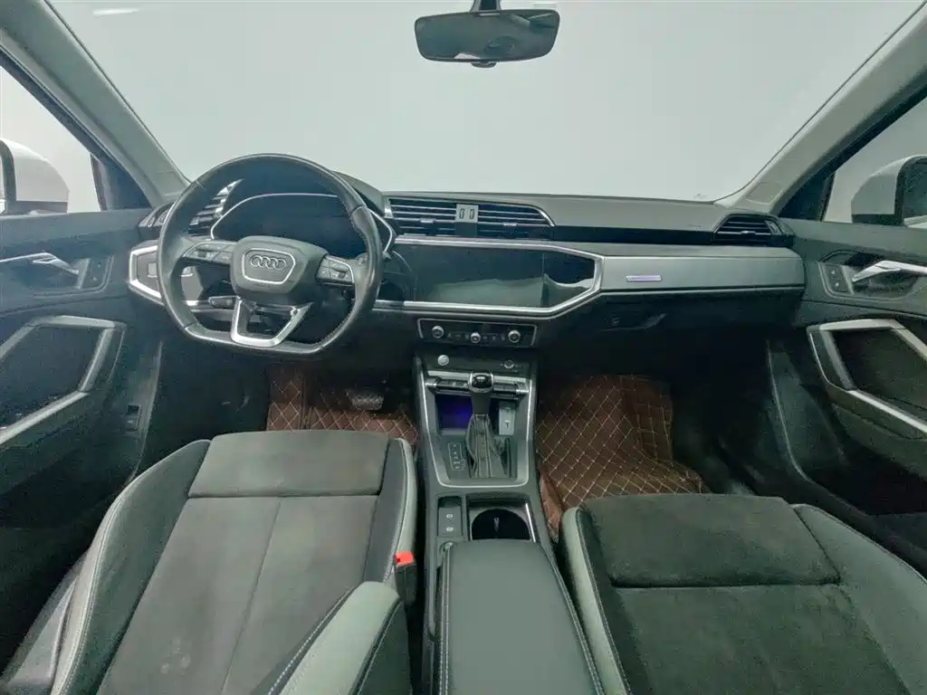 Audi Q3 2019 40 TFSI Fashion Dynamic фото 6