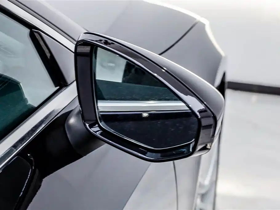 Audi A7L 2024 45TFSI S-line Dream Edition Crystal Package фото 11