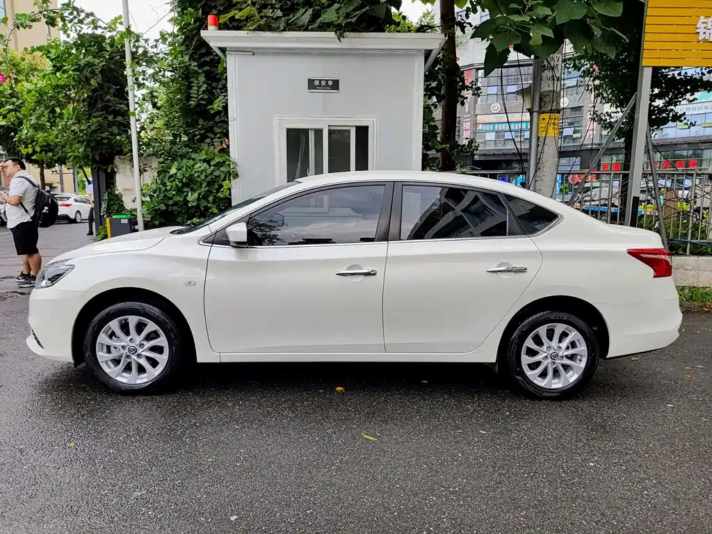 Nissan SYLPHY, миниатюра 3