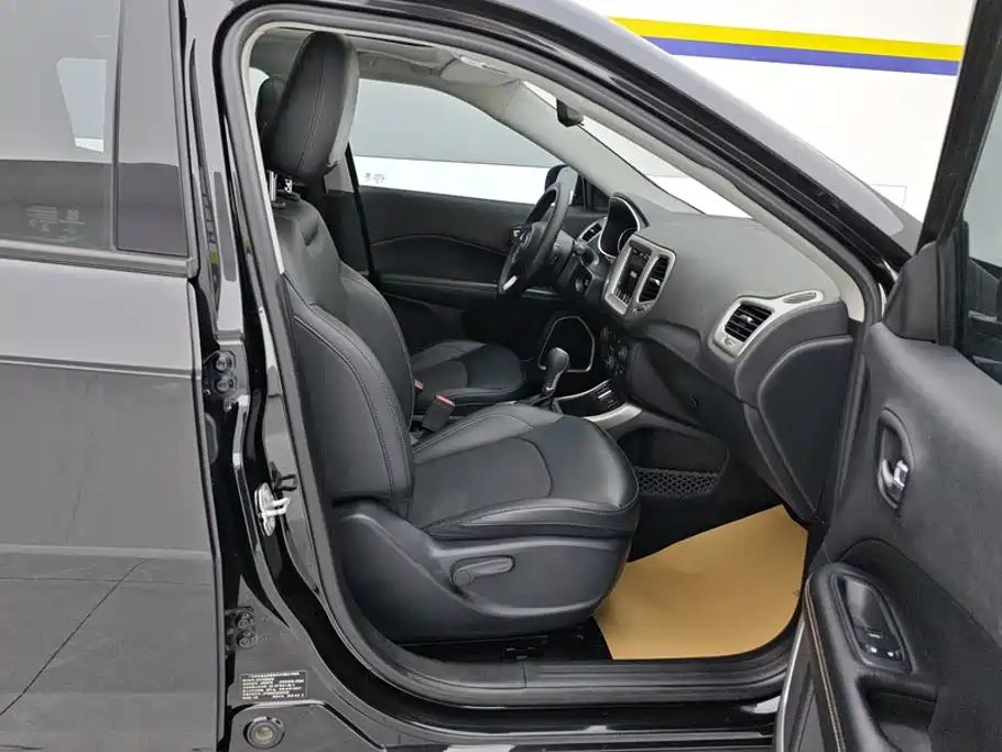 Jeep Compass 2020 2019 220T Automatic Joy Edition