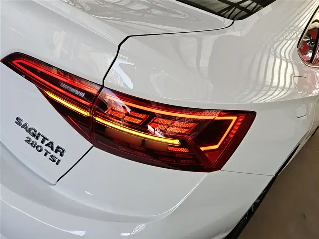 Volkswagen Sagitar 2021 280TSI DSG Comfort Smart Connect Edition фото 8
