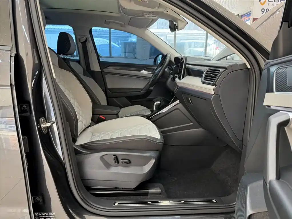 Volkswagen Tayron 2023 280TSI 2WD Luxury Plus Advanced Edition фото 21